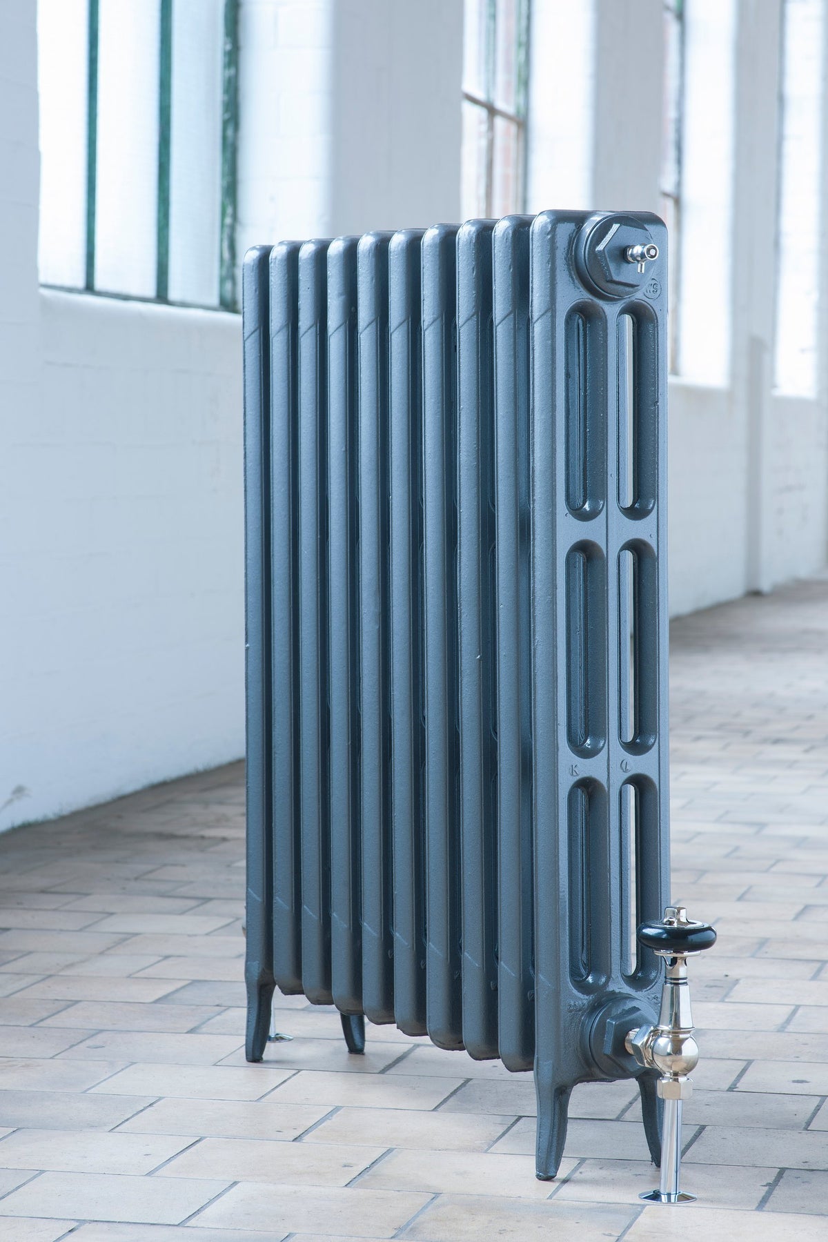 Neo Classic 3 Column Cast Iron Radiator