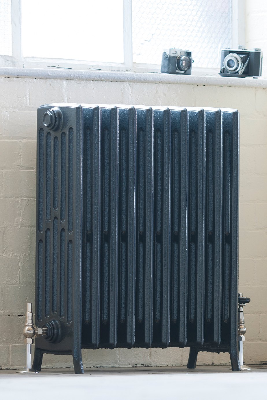 Edwardian 6 Column Cast Iron Radiator