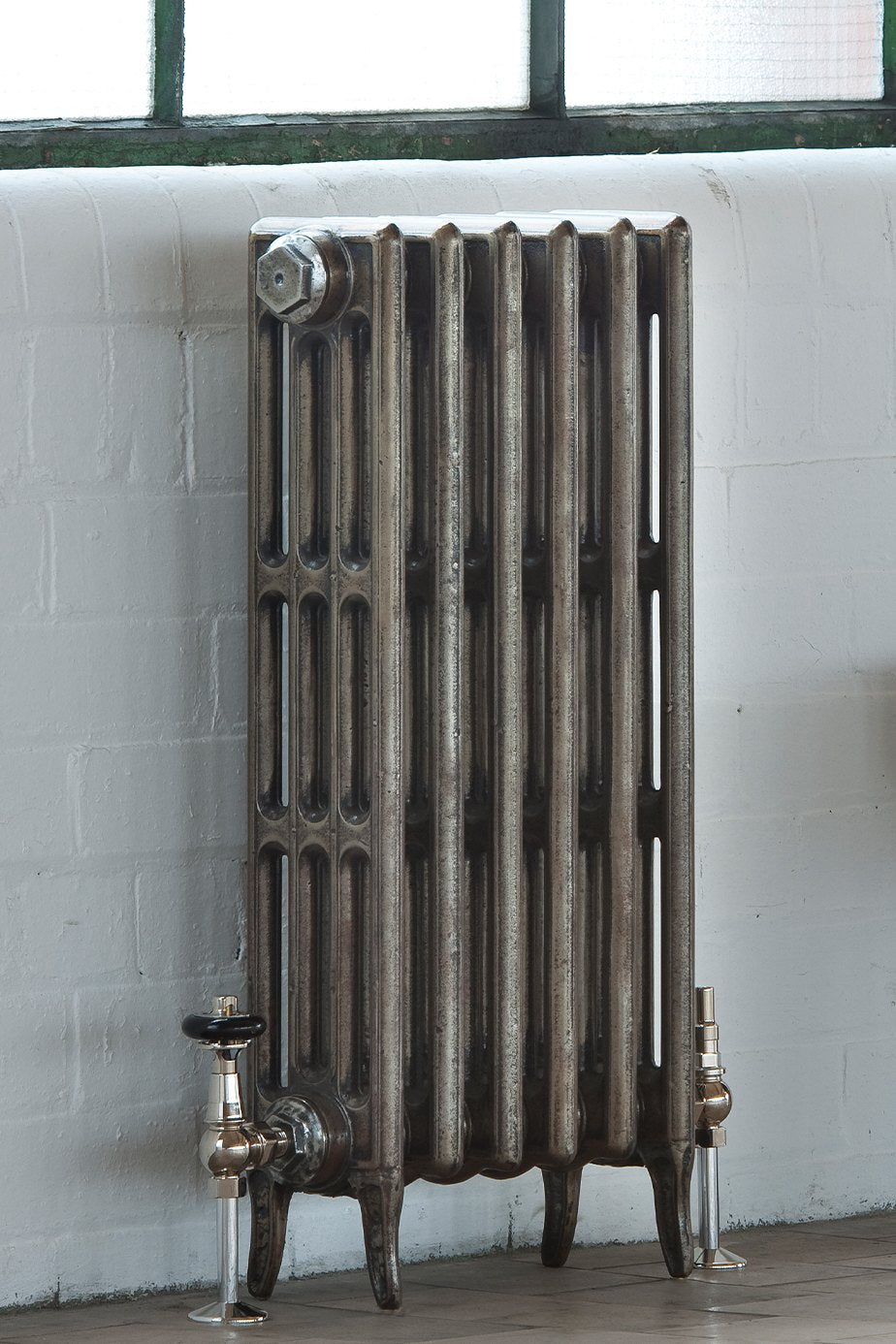 Neo Classic 4 Column Cast Iron Radiator